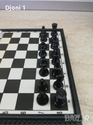 Магнитен шах, снимка 2 - Шах и табла - 53469889