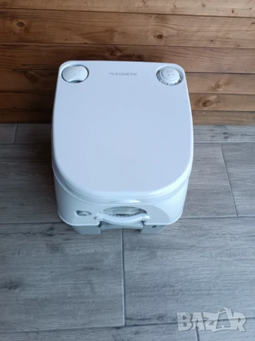 Химическа тоалетна Dometic 976, снимка 2 - Химически тоалетни - 50801339