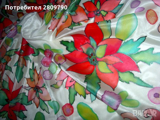 Чудесен шал от естествена коприна Коледна звезда / Wonderful shawl of natural silk Christmas star, снимка 3 - Шалове - 35278098