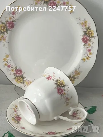 Сервиз за кафе порцелан Fine Bone China, снимка 4 - Сервизи - 47677473