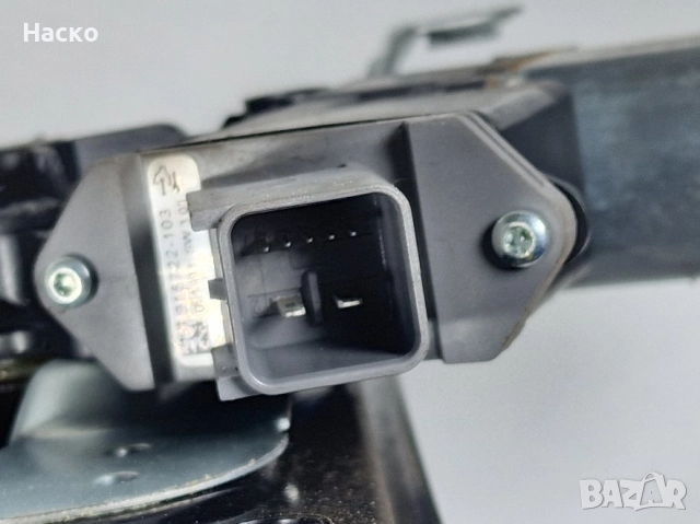 Преден Ляв Стъклоповдигач Опел Инсигниа Астра Opel Insignia Astra J 2008-2017 20951581 915722-103, снимка 4 - Части - 52682447