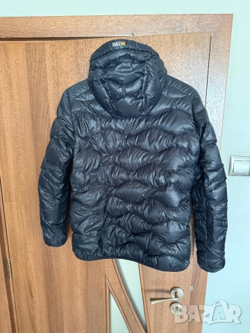 Peak Performance W Helium Hood Jacket, снимка 3 - Якета - 52219859