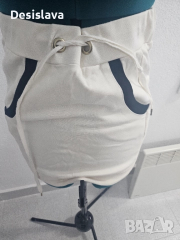 Къса спортна пола 