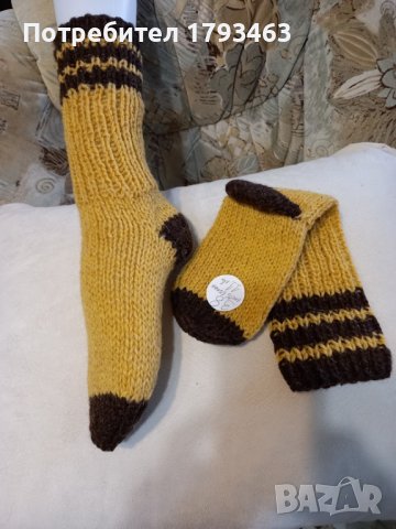 Ръчно плетени дамски чорапи от вълна( размер 38, снимка 2 - Дамски чорапи - 39648291