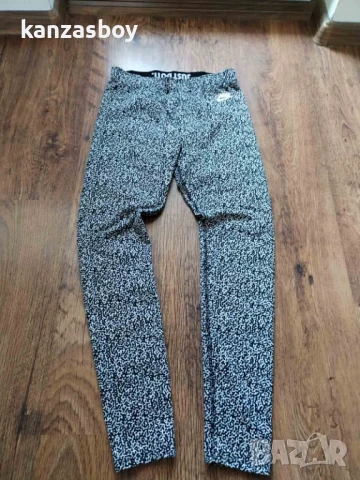 Nike - страхотен дамски клин КАТО НОВ M, снимка 6 - Клинове - 51119564