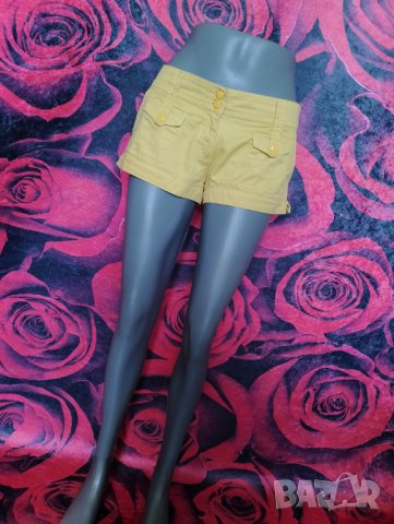 Жълти къси дънкови панталони С, снимка 1 - Къси панталони и бермуди - 37556934