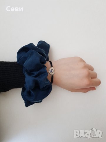 Скрънчи + гривничка, снимка 4 - Бижутерийни комплекти - 32678132