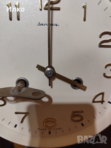 Руски механичен часовник , снимка 7 - Антикварни и старинни предмети - 52832752