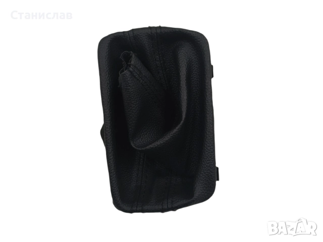 Маншон за скоростен лост VW Passat B6, снимка 3 - Части - 52315677