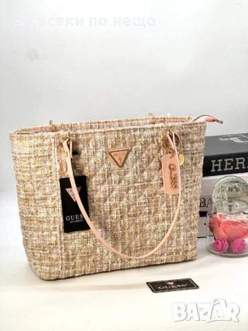 Guess Дамска Чанта Шанел - Налични Различни Цветове Код SK327, снимка 4 - Чанти - 52599206