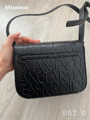 Дамска чанта Armani, снимка 4 - Чанти - 52577410