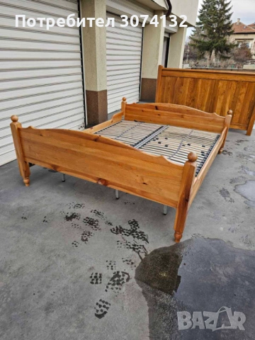 Масивна спалня в стил Рустик