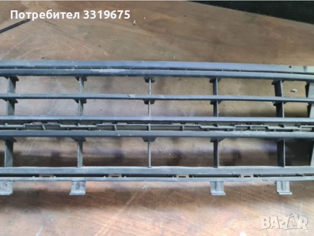 Решетка за Vw POLO 2018, снимка 4 - Части - 37155799