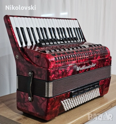 Акордеон Weltmeister Meteor , снимка 3 - Акордеони - 53069334