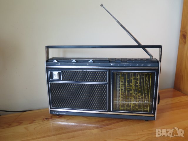   VINTAGE GRUNDIG CONCERT - BOY 1100 ,1973–1978г, снимка 2 - Радиокасетофони, транзистори - 39004887