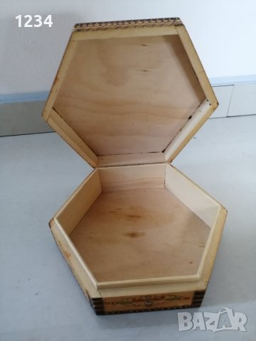 Шестоъгълна дървена кутия 15.5 х 9 h 5.5 см , снимка 2 - Други стоки за дома - 37158252