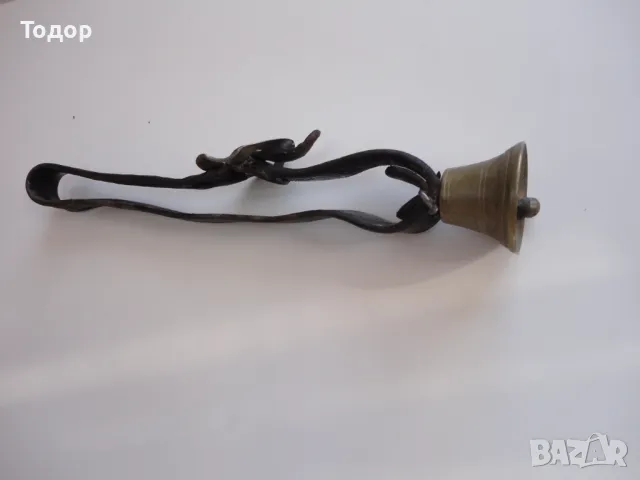 Бронзова камбана звънец  чан ремък катарама с оглавник , снимка 4 - Антикварни и старинни предмети - 49633567