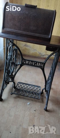 Шевна машина Singer, снимка 3 - Шевни машини - 50710326