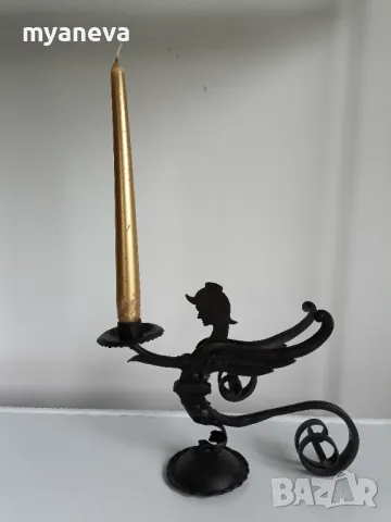 Vintage , настолен свещник, ангел , ковано желязо с богата орнаментика. , снимка 7 - Антикварни и старинни предмети - 49119858