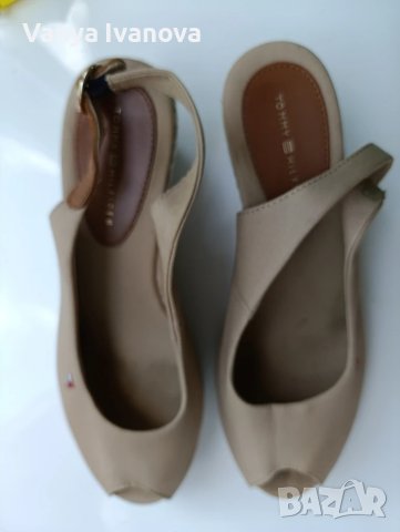 Томму Hilfiger бежови сандали от плат+ подарък тениска MSCH, снимка 2 - Сандали - 50713525
