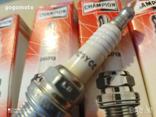 ПОДАРЪК при покупка НАД  200 лв./НОВИ Запалителни свещи Champion Double Copper RC9YCC Spark Plug, снимка 9 - Аксесоари и консумативи - 36408819