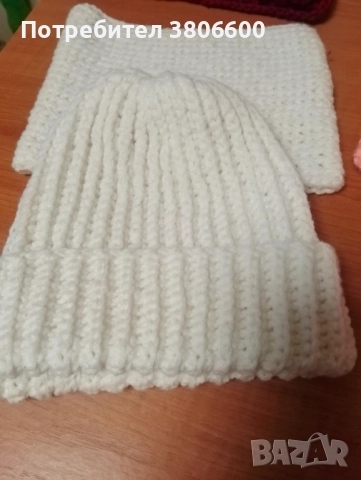 Зимна топла шапка с шал, снимка 3 - Шапки - 52774509