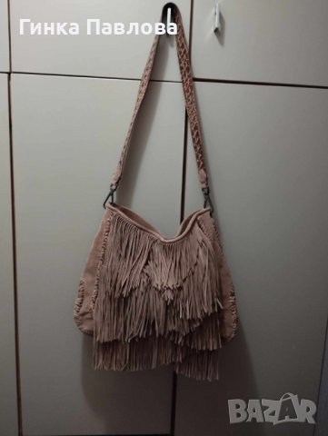 Zara-дамска чанта с ресни, снимка 1 - Чанти - 43636103