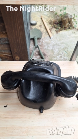 Стар телефон с шайба, снимка 2 - Антикварни и старинни предмети - 52776888