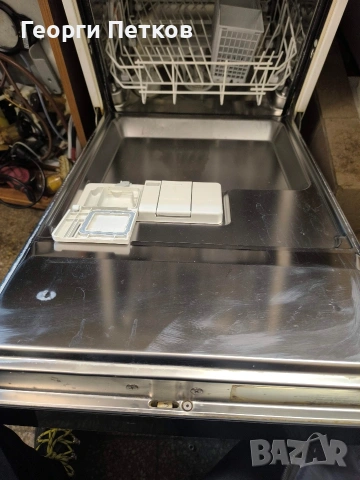 Electrolux съдомиялна за вграждане, 45 см, използвана, снимка 2 - Съдомиялни - 53588488