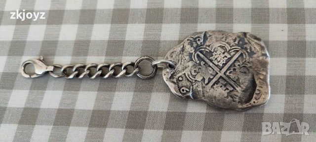 СРЕБЪРЕН ( 931) КЛЮЧОДЪРЖАНЕЛ 31.4 г/ ИСПАНИЯ 8 РЕАЛА КРАЛ ФИЛИП, снимка 2 - Колиета, медальони, синджири - 44515647