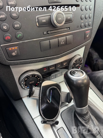 Поставка за телефон Мерцедес w204 mercedes c class специално за модела много стабилна  може и поотде, снимка 4 - Аксесоари и консумативи - 52803791
