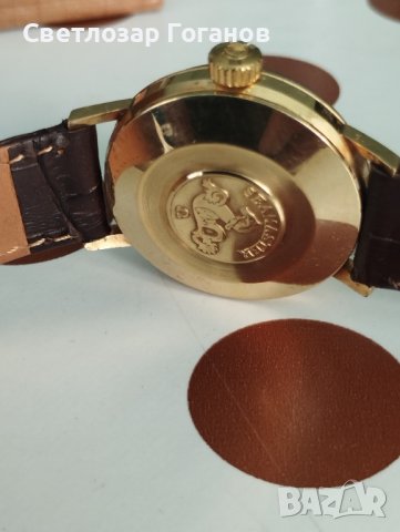 Златен часовник Омега, снимка 3 - Антикварни и старинни предмети - 43298213