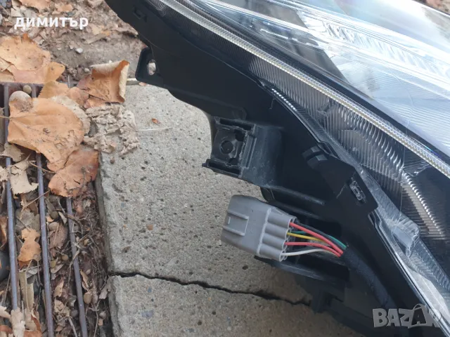 Десен фар за Toyota Auris 2015-2019, снимка 6 - Части - 48491018
