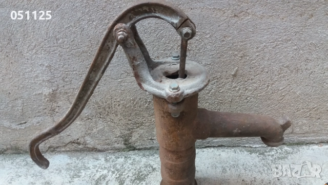 соц. ръчна помпа за вода , снимка 11 - Антикварни и старинни предмети - 52380566