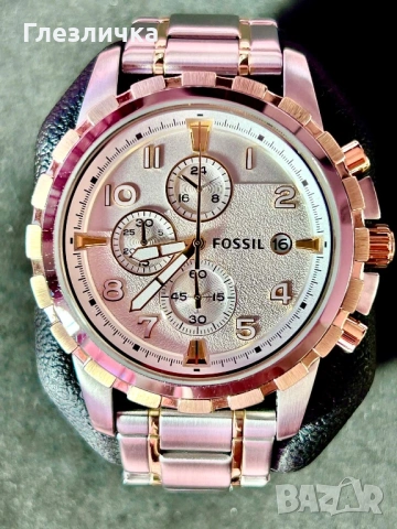 Оригинален часовник Fossil  с PVD позлата на безела и веригата.