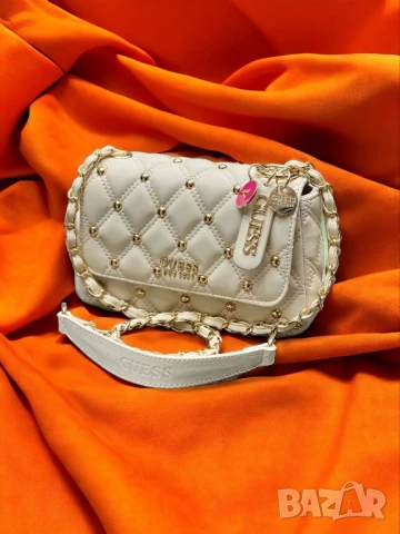 чанти guess , снимка 2 - Чанти - 51330603