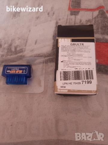 Мини ELM327 OBD2 скенер Bluetooth диагностичен инструмент за iOS/Android НОВ, снимка 2 - Друга електроника - 53250056
