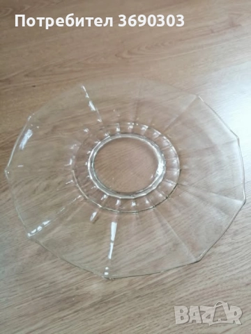 Стъклено плато/ чиния за торта, 10 лв като ново