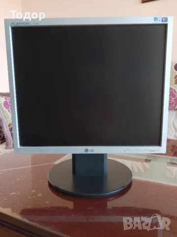 монитор LG Flatron L1750SQ-SN