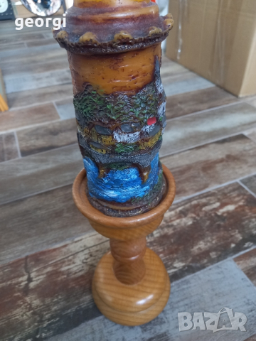 Немски дървен свещник със свещ ръчна изработка 
