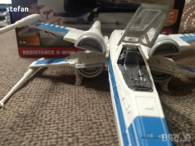 STAR WARS resistance x-wing figter