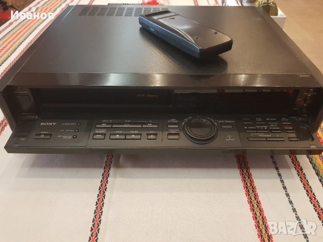 SONY SLV 835 HI-FI STEREO VIDEO , снимка 2 - Плейъри, домашно кино, прожектори - 51189284