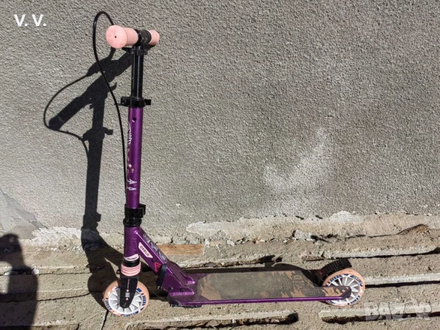 Сгъваема тротинетка, снимка 3 - Детски велосипеди, триколки и коли - 50481896