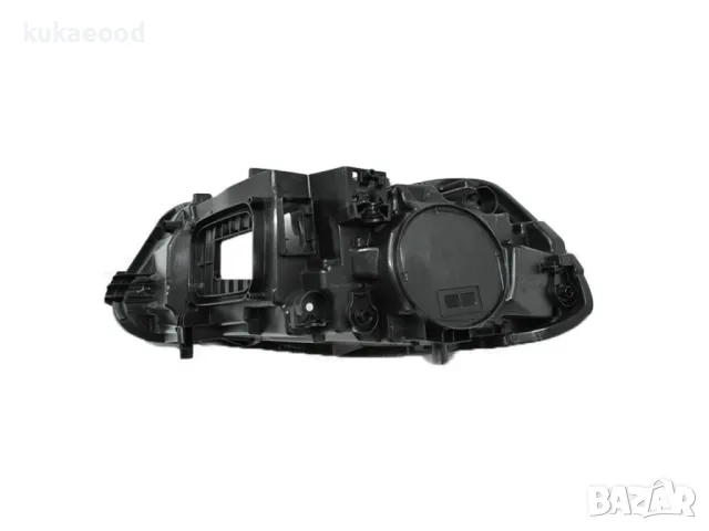 Корпус за фар на Mercedes CLA W118, снимка 2 - Части - 47495656