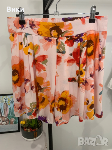 Дамски къси панталони в размер М, снимка 9 - Къси панталони и бермуди - 44867071