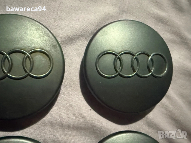 Капачки за джанти за Audi 68мм оригинални, снимка 3 - Аксесоари и консумативи - 51527720