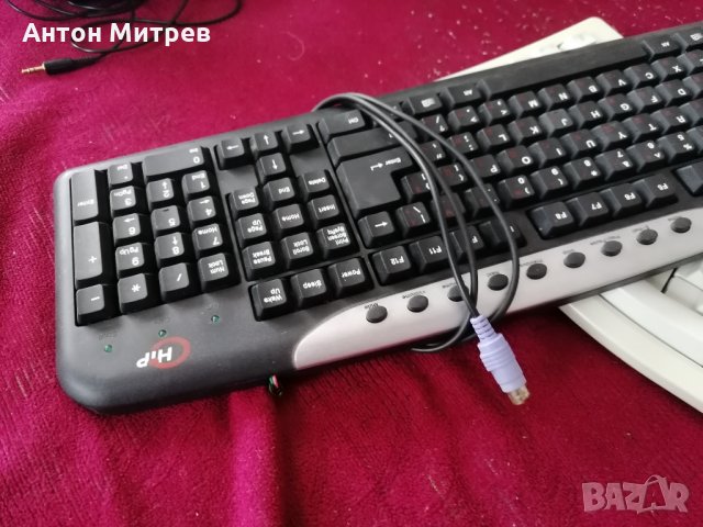 Продавам 1 клавиатура - само черната остана, снимка 2 - Клавиатури и мишки - 28693627