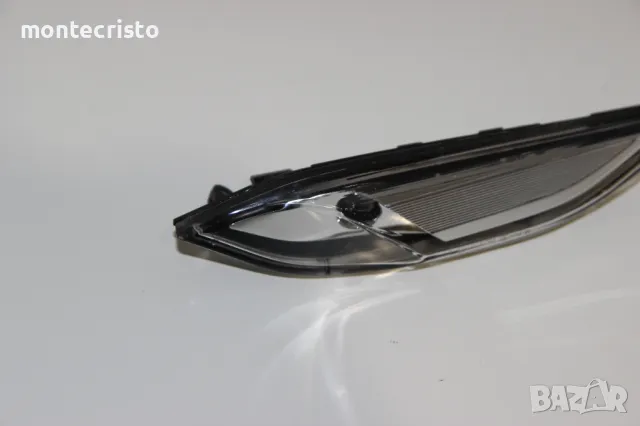 Десен страничен мигач Porsche Cayenne 958 (2010-2015г.) 95863110200, снимка 3 - Части - 50137834