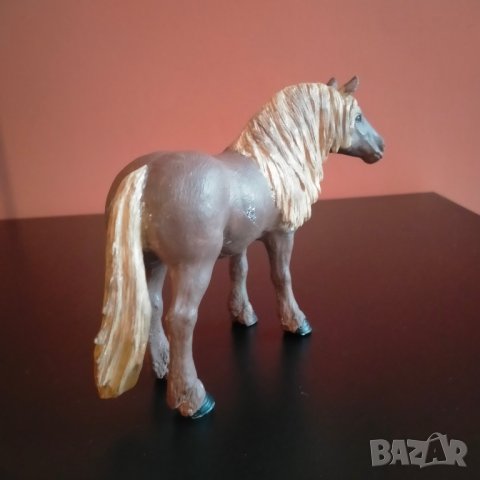 Колекционерска фигурка Schleich BLACK FOREST MARE Horse 2009 13664, снимка 3 - Колекции - 43385611