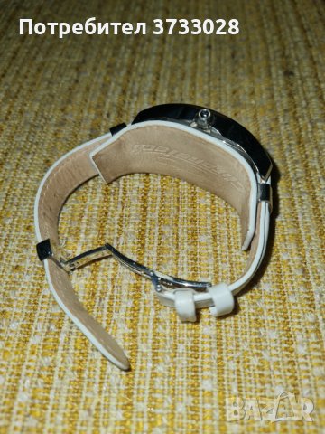 Дамски часовник , снимка 2 - Дамски - 43892249